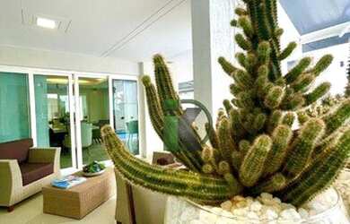 Imagem: A casa em condomínio possui 4 Dormitórios, 5 Banheiros, 4