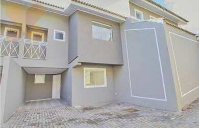 Imagem: A casa em condomínio possui 3 Dormitórios, 2 Banheiros, 2