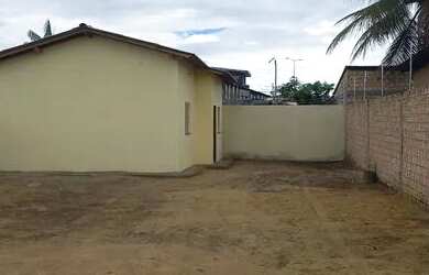 Imagem: O apartamento possui 2 Dormitórios, 1 Banheiro, 2 Vagas na