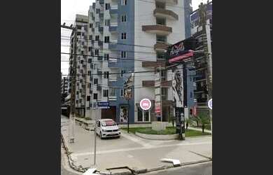 Imagem: O apartamento possui 1 Dormitório, 1 Banheiro, 1 Vaga na garagem