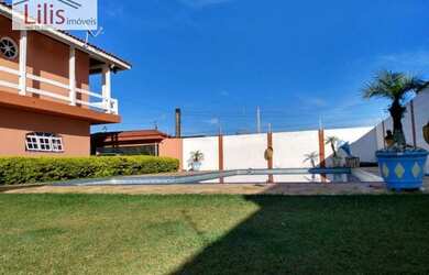 Imagem 2: Casa Temporada Atibaia. Piscina, Churrasqueira, Varandae300m² de Área