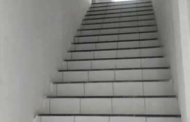 Imagem: O depósito possui 3 Vagas na garagem, 200m² de Área e está