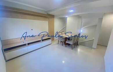 Imagem: A casa possui 2 Dormitórios, 3 Banheiros, 1 Vaga na garagem