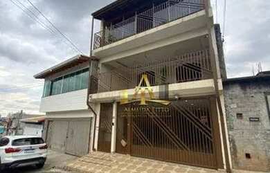 Imagem: A casa possui 4 Dormitórios, 3 Banheiros, 3 Vagas na garagem