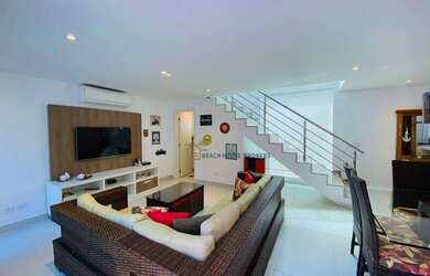 Imagem: A casa em condomínio possui 4 Dormitórios, 5 Banheiros, 4