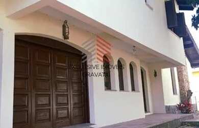 Imagem: A casa possui 5 Dormitórios, 3 Banheiros, 5 Vagas na garagem