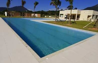 Imagem: O terreno possui 240m² de Área e está localizado em Flamengo