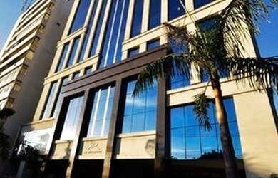 Imagem: O depósito possui 5 Vagas na garagem, 666m² de Área, Imóvel