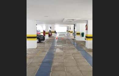 Imagem: O apartamento possui 3 Dormitórios, 2 Banheiros, 2 Vagas na