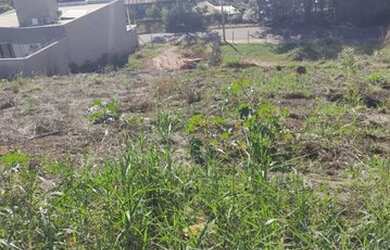 Imagem: O terreno e está localizado em Vila Cordenonsi, Americana à