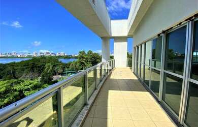 Imagem: O depósito possui 5 Vagas na garagem, 7.000m² de Área e