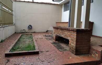 Imagem: A casa possui 5 Dormitórios, 5 Banheiros, 2 Vagas na garagem