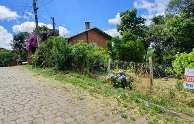 Imagem: O terreno possui 800m² de Área e está localizado em Ana Rech