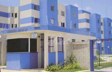 Imagem: O apartamento possui 2 Dormitórios, 1 Banheiro, 1 Vaga na garagem