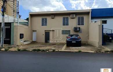 Imagem: O depósito possui 4 Vagas na garagem, 202m² de Área e está