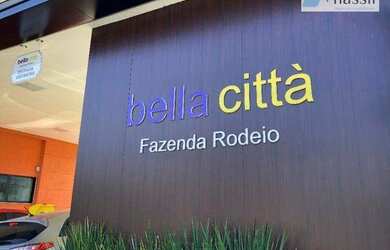 Imagem: O terreno à venda possui e está localizado em Fazenda Rodeio