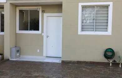 Imagem: A casa em condomínio possui 3 Dormitórios, 3 Banheiros, 2