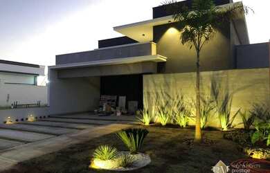 Imagem: A casa em condomínio possui 3 Dormitórios, 4 Banheiros, 2