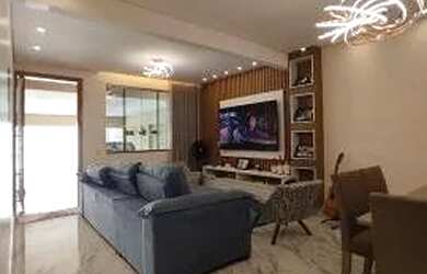 Imagem: A casa possui 3 Dormitórios, 3 Banheiros, 3 Vagas na garagem