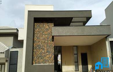 Imagem: A casa em condomínio possui 3 Dormitórios, 4 Banheiros, 2