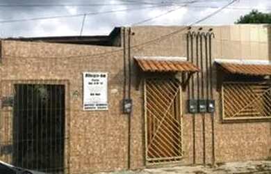 Imagem: A casa possui 5 Dormitórios, 5 Banheiros, 205m² de Área e