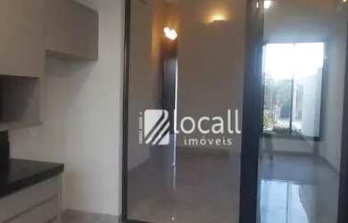 Imagem: A casa em condomínio possui 3 Dormitórios, 3 Banheiros, 2