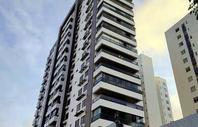 Imagem: O apartamento possui 5 Dormitórios, 1 Banheiro, 3 Vagas na