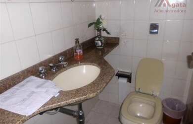 Imagem 15: UM POR ANDAR. Piscina, Churrasqueira, VarandaeGuarda roupa