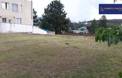 Imagem: O terreno possui 613m² de Área e está localizado em Alphaville