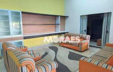 Imagem: A casa possui 2 Dormitórios, 3 Banheiros, 180m² de Área e