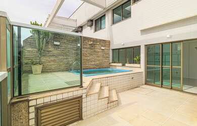 Imagem: O apartamento na cobertura possui 4 Dormitórios, 5 Banheiros