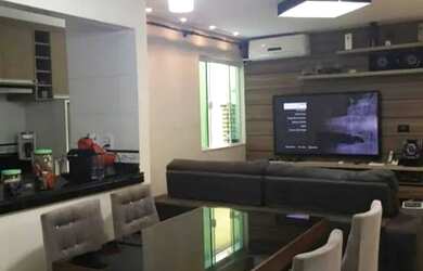 Imagem: O apartamento possui 3 Dormitórios, 2 Banheiros, 2 Vagas na