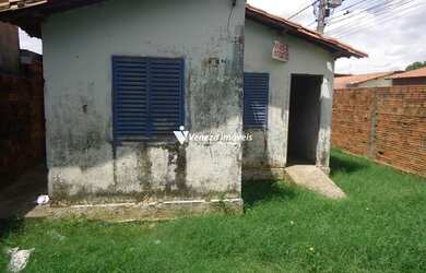 Imagem 2: Terreno Comercial de Esquina no Planalto Uruguai p/ aluguel