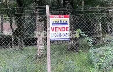 Imagem: O terreno possui 907m² de Área e está localizado em Gramado