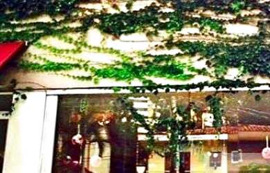 Imagem: O depósito possui 1 Vaga na garagem e 200m² de Área e está