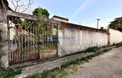 Imagem: O terreno possui 178m² de Área e está localizado em Divino