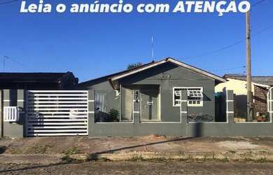 Imagem: A casa possui 1 Dormitório, 1 Banheiro, 1 Vaga na garagem