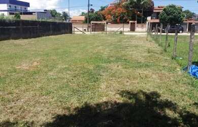 Imagem: O terreno possui 360m² de Área e está localizado em Jaconé