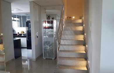 Imagem: O apartamento na cobertura possui 3 Dormitórios, 5 Banheiros