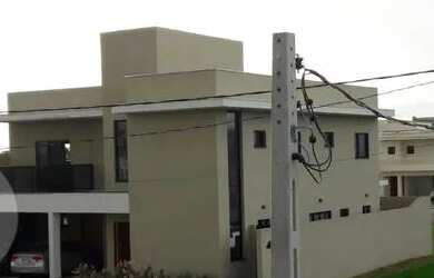 Imagem: A casa em condomínio possui 5 Dormitórios, 2 Banheiros, 5