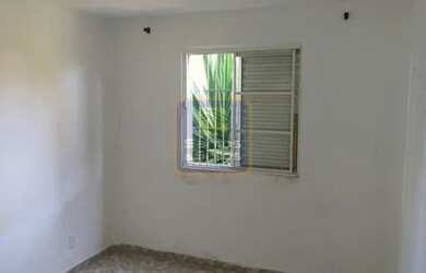 Imagem 5: Apartamento a venda em Fazenda da Juta, São Paulo. Em frente atrás da...