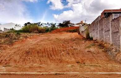 Imagem: O terreno possui 420m² de Área e está localizado em Nova