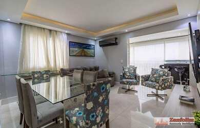 Imagem: O apartamento possui 3 Dormitórios, 2 Banheiros, 2 Vagas na