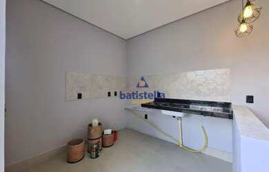 Imagem 7: Essa linda casa está prontinha pra ser o seu novo lar. 100 m² por R$...