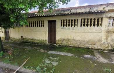 Imagem: A casa possui 2 Dormitórios, 1 Banheiro, 60m² de Área e