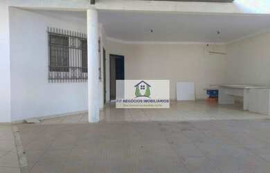 Imagem: O depósito à venda possui e está localizado em Mini Distrito