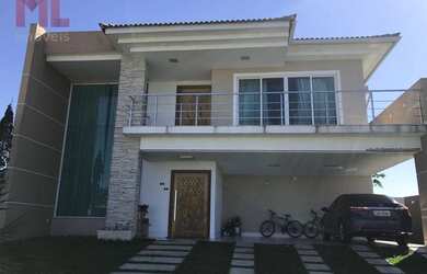 Imagem: A casa em condomínio possui 4 Dormitórios, 5 Banheiros, 2