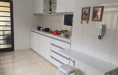 Imagem 5: SÃO JOSÉ DO RIO PRETO - Casa Padrão - JARDIM SANTA CATARINA