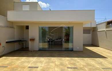 Imagem: A casa possui 1 Dormitório, 1 Banheiro e 80m² de Área e está