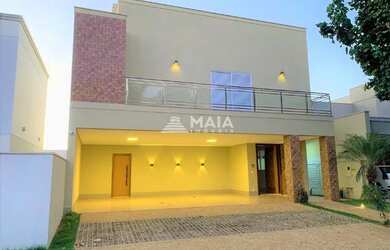 Imagem: A casa em condomínio possui 4 Dormitórios, 5 Banheiros, 2